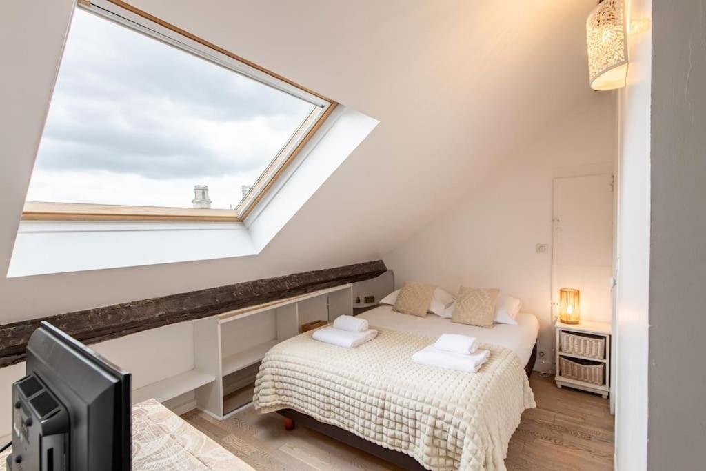 Heart Of Saint-germain Only 3 Minutes From The Amaizing Luxembourg Gardens Apartment *