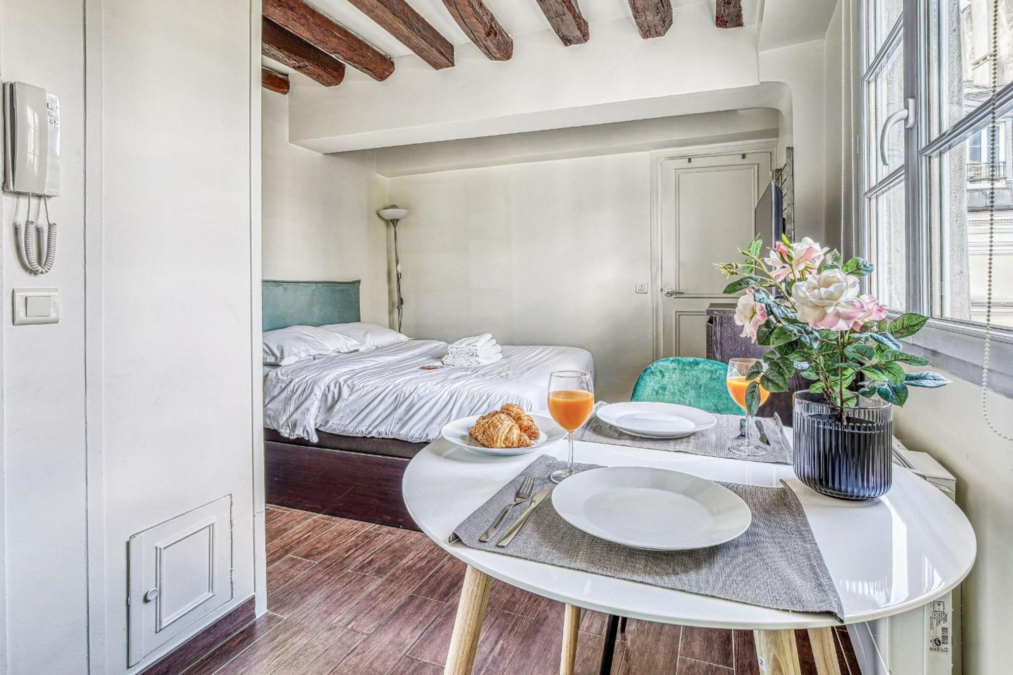 Latin Quarter & Pantheon - Cityapartmentstay Apartamento Paris
