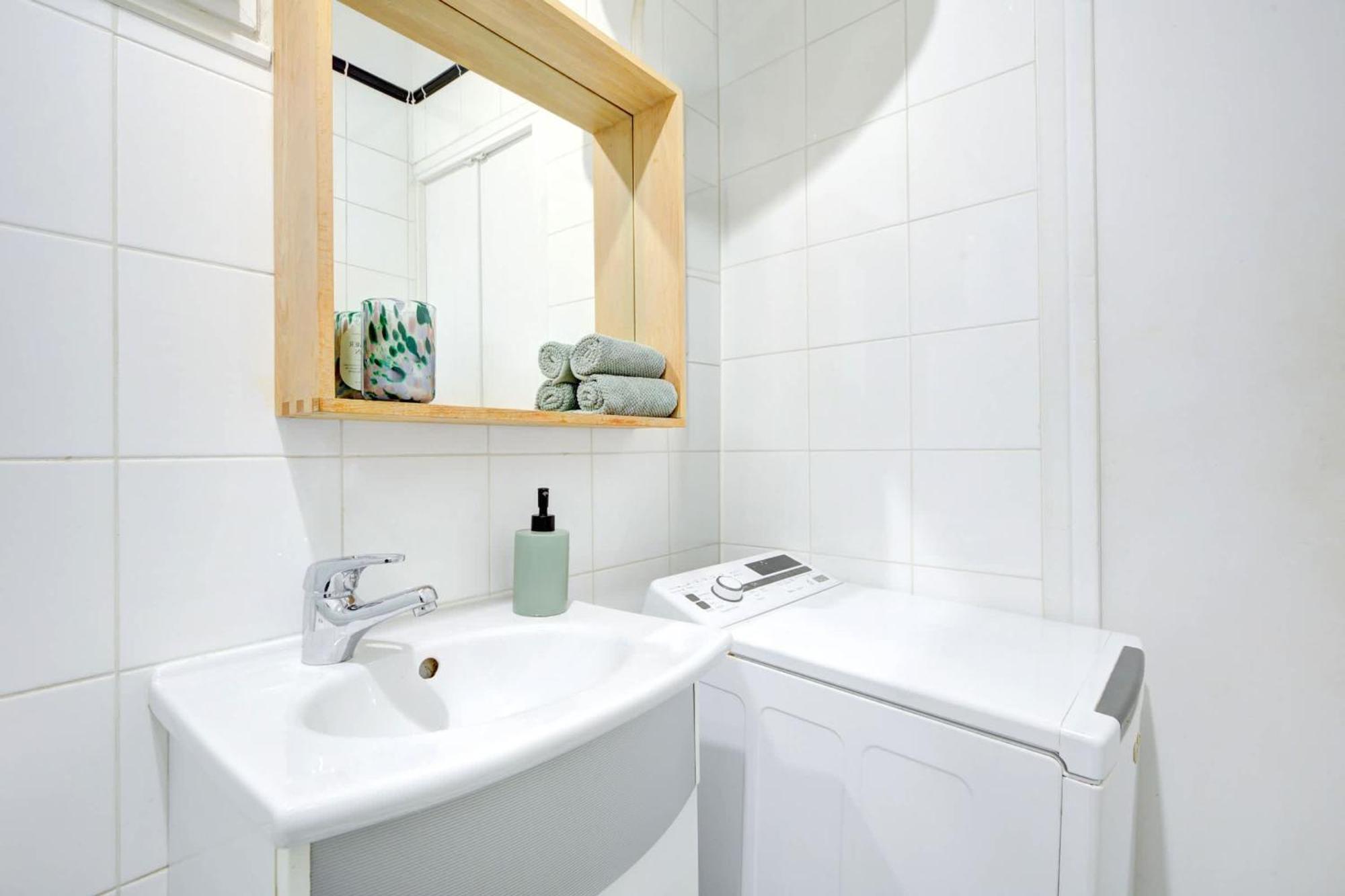 Le Marais & Place Des Vosges - Cityapartmentstay *