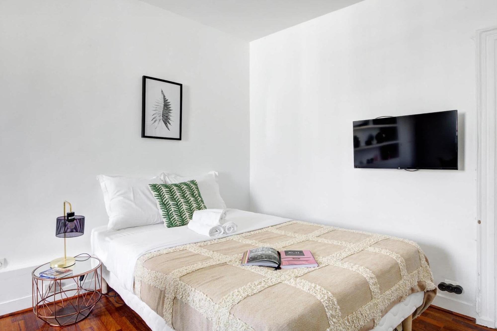 Le Marais & Place Des Vosges - Cityapartmentstay Apartment Paris
