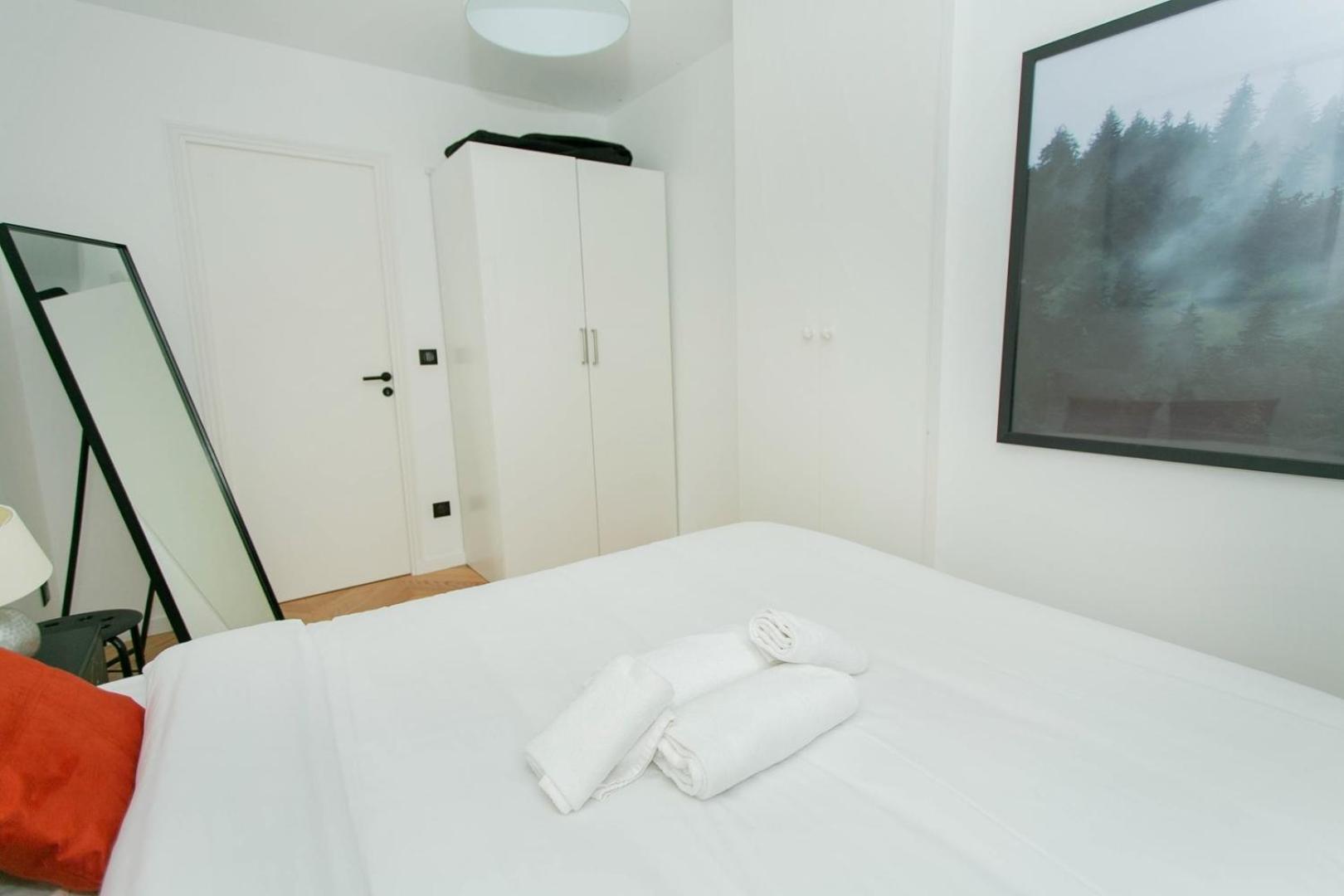 Apartment Bnbnook - 2br - Walk To Champs-elysees *