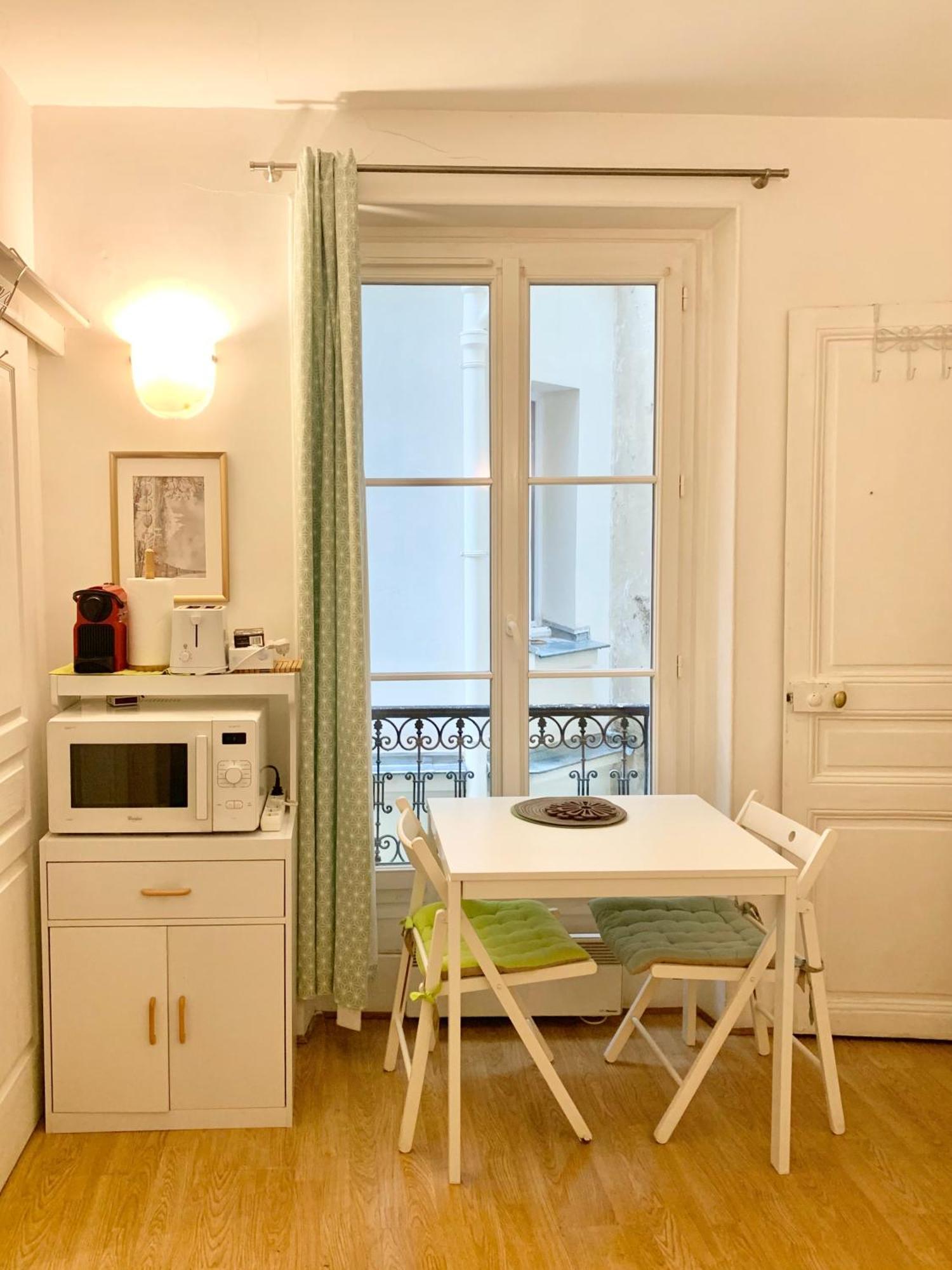 Center Quarter Latin 1 Bedroom Apartment Paris