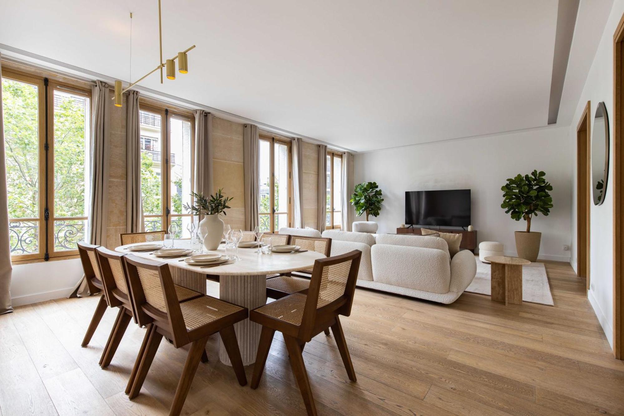 Sublime - 3bd-6p - Arc De Triomphe