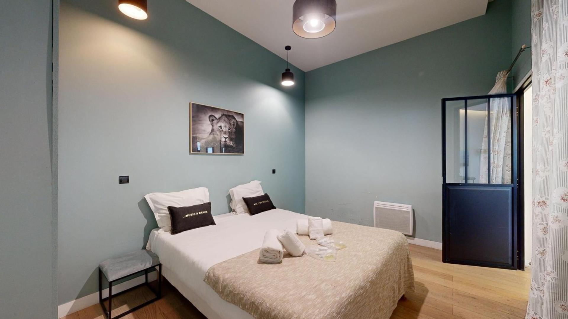 Apartment 188 Eight - Superb In *