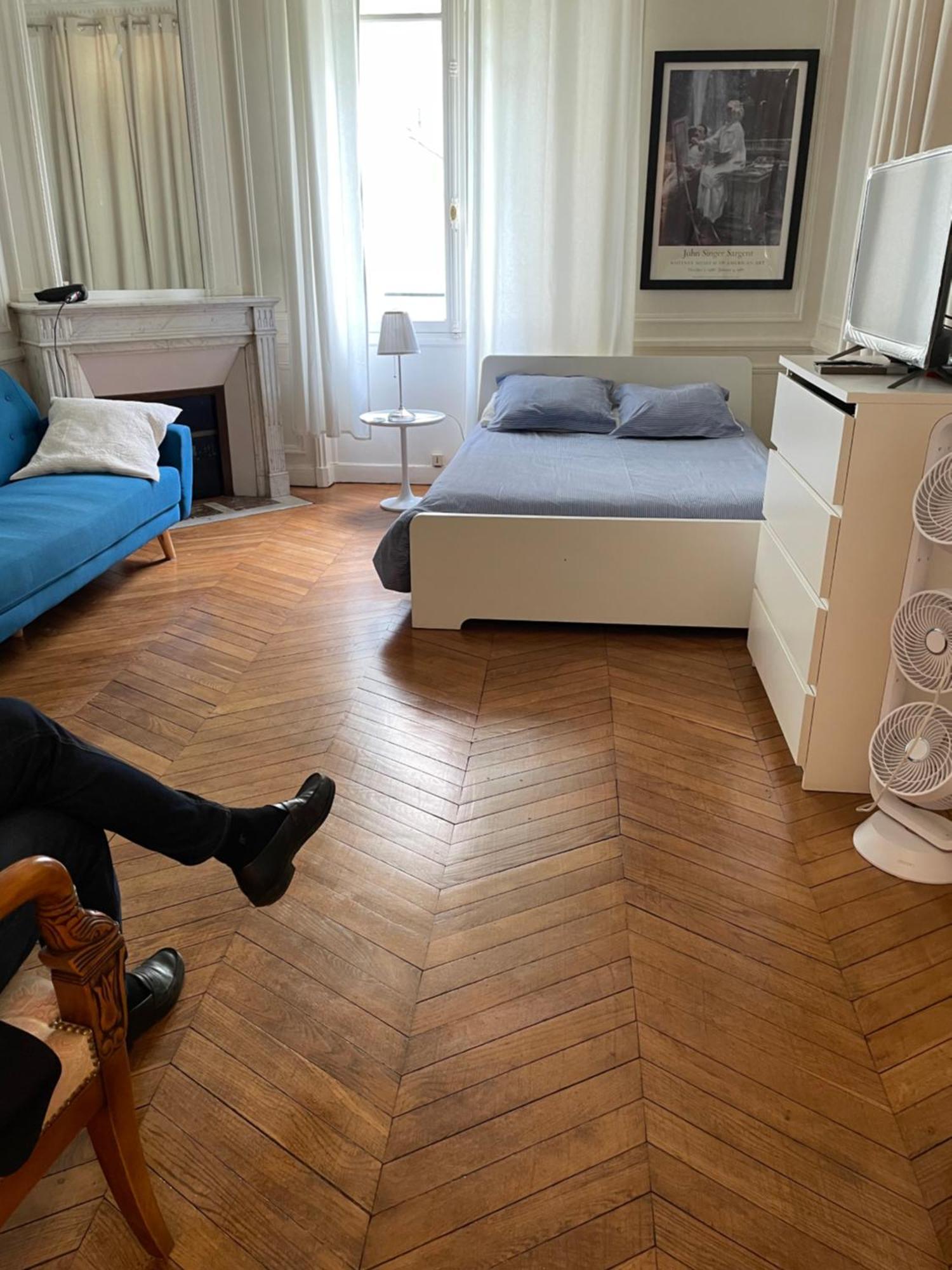 Appartement Près Du Pont Mirabeau Et Tour Eiffel *