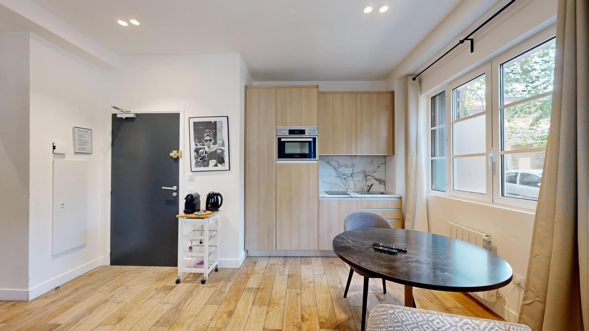 151 Jean Yves - Superbe A Apartment *