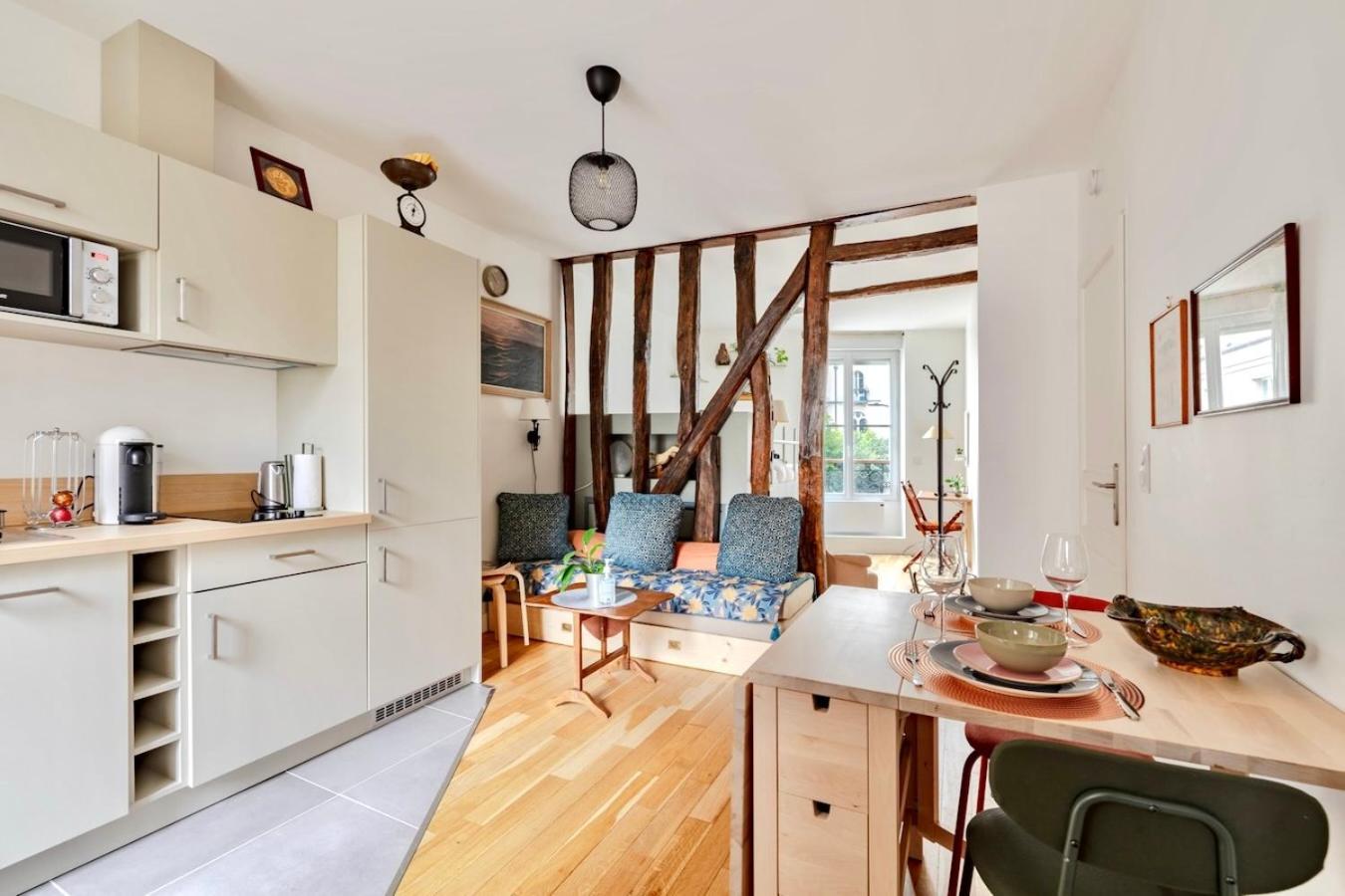 Apartment Cosy Au Coeur Du Village Ramey Montmartre Metro 12 Paris