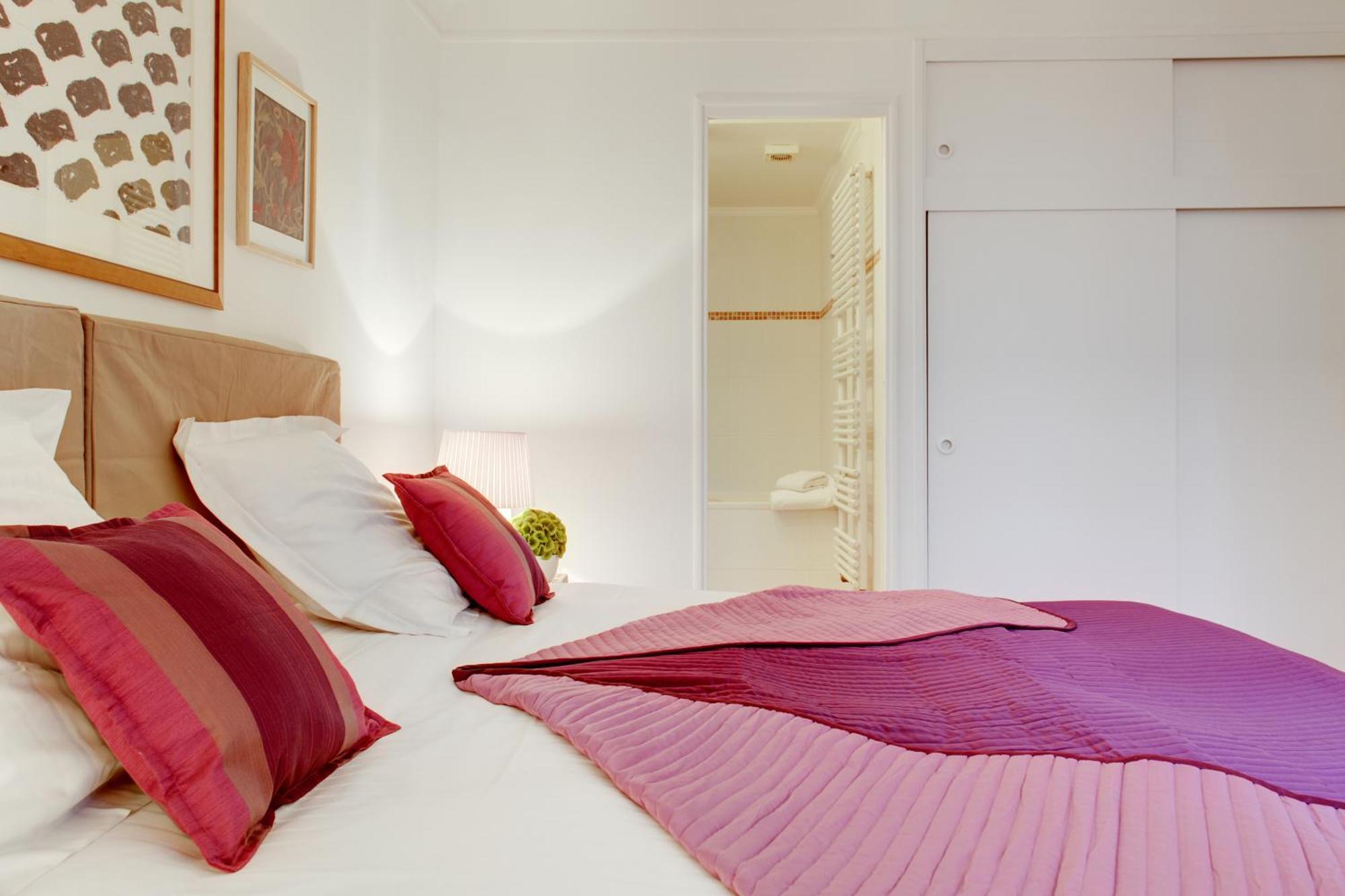 St Germain Mazarine Apartment Paris