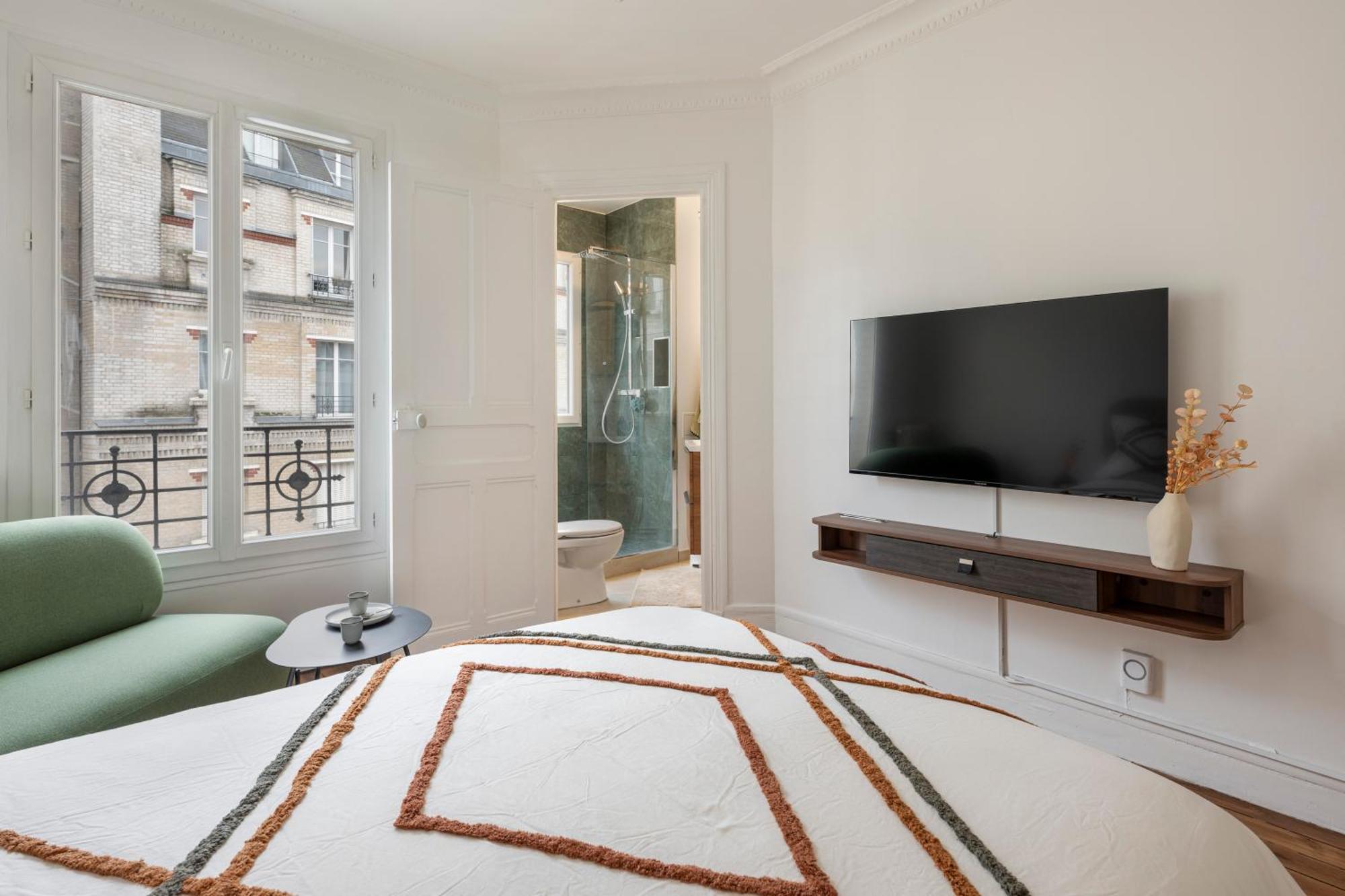 Cosy 14 Apartment Paris
