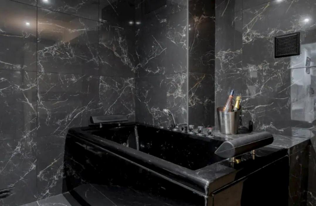 Apartment Magnifique Avec Sauna Et Jacuzzi Paris