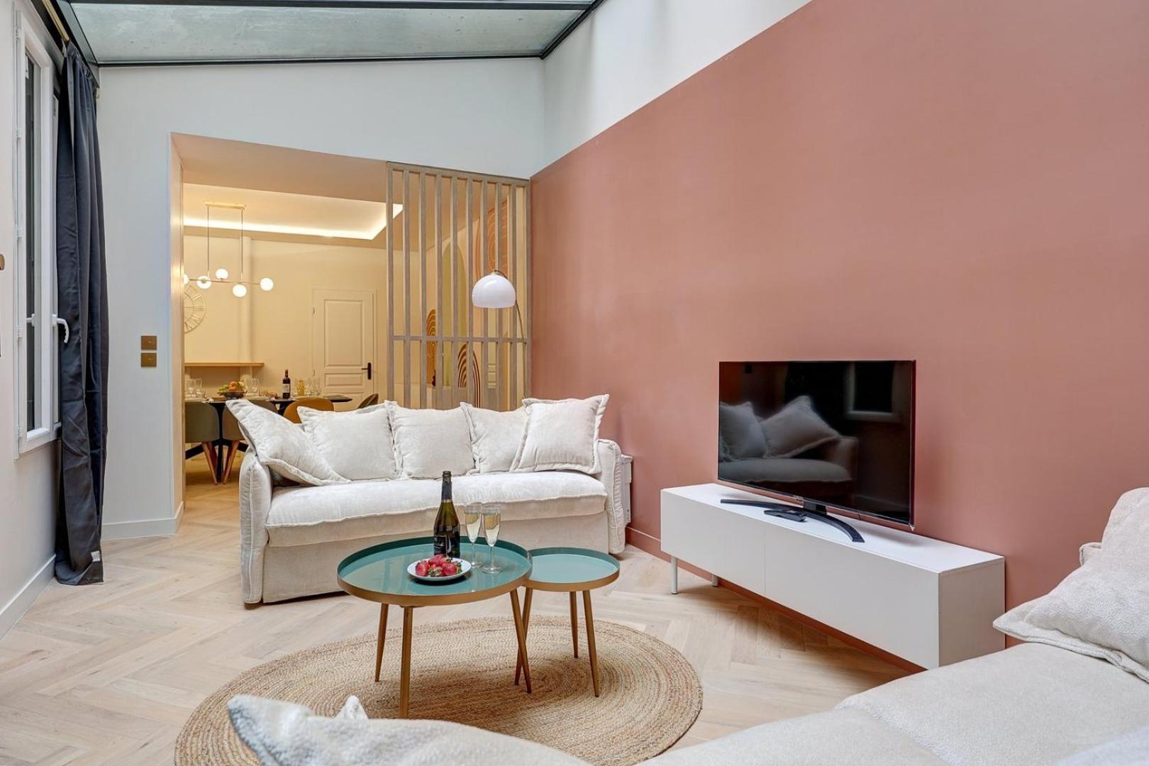 Bluestay 174 - Superb In * Paris