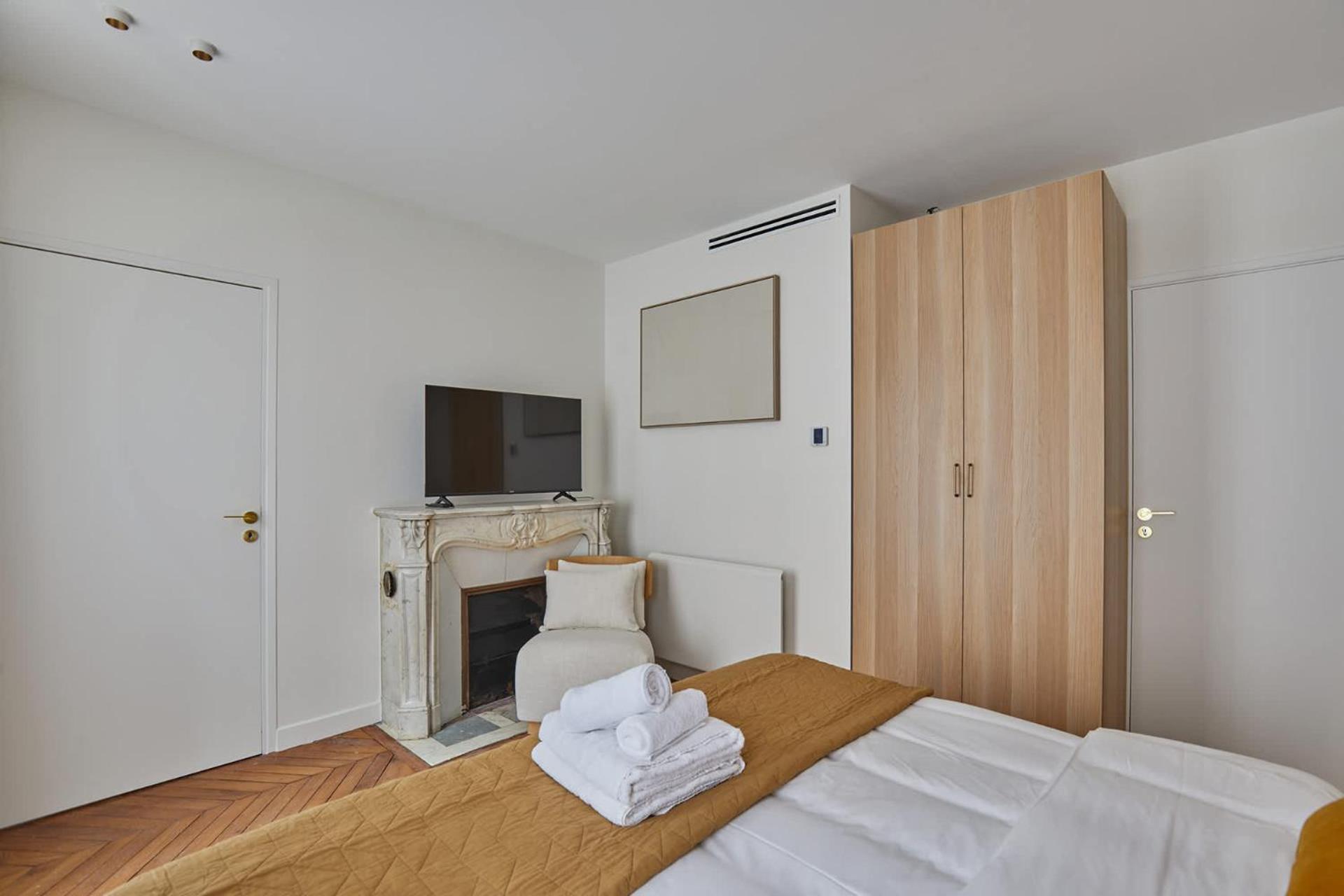Sublime Air-conditioned Center Of * Paris