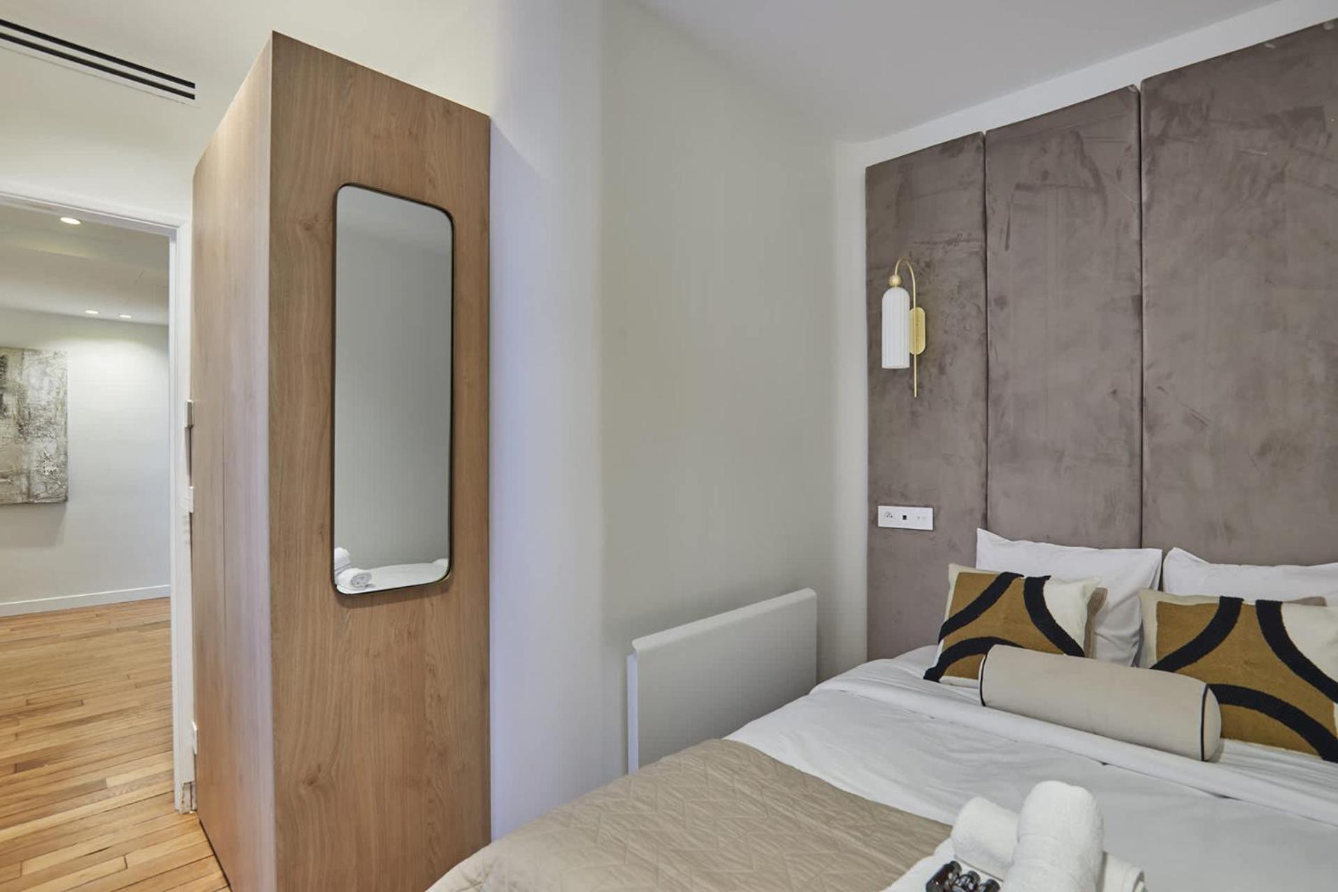 Sublime Air-conditioned Center Of Apartment