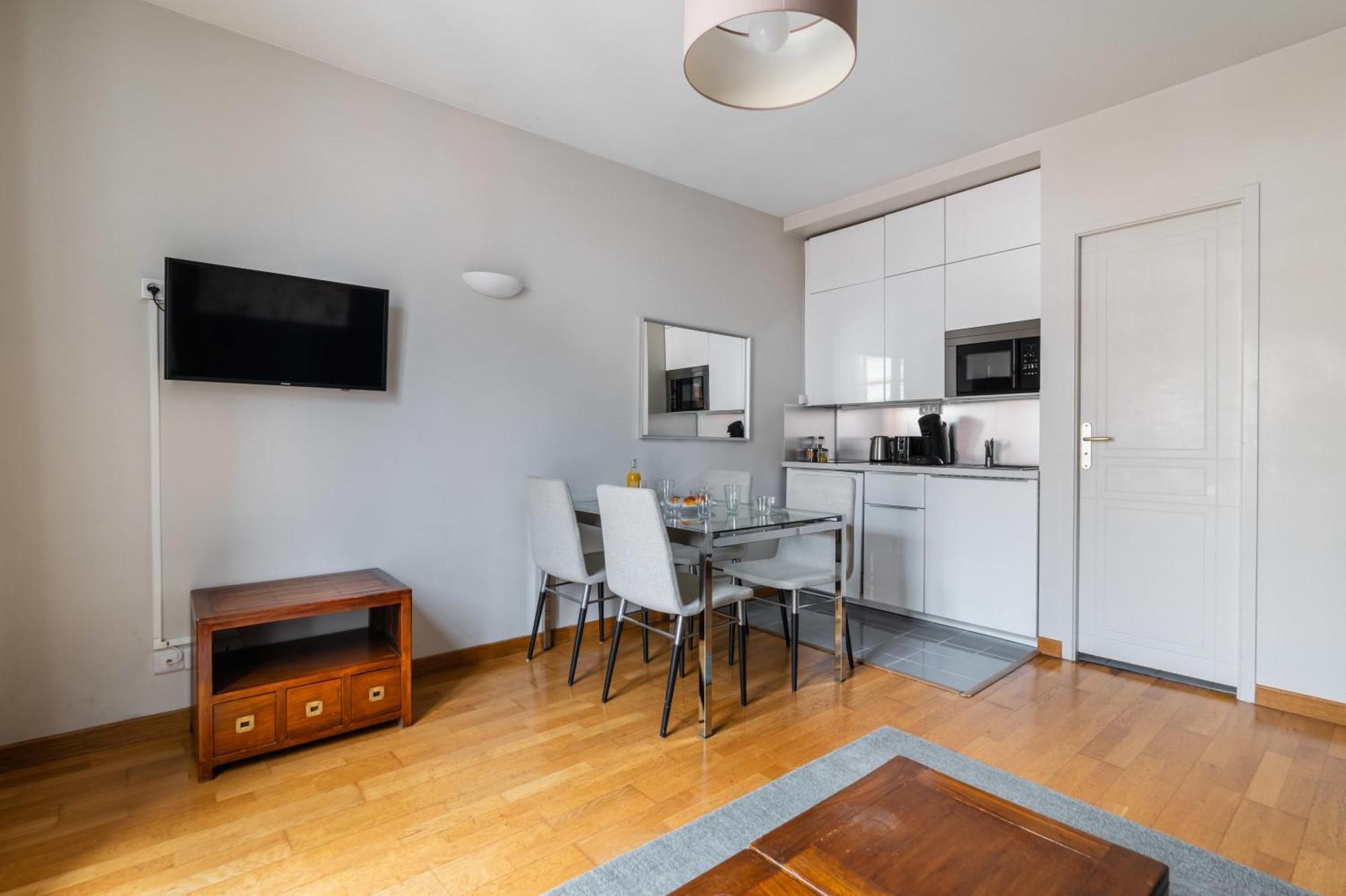 Appartement 406- Spacieux Face Jardins Des Plantes - Flat-guest