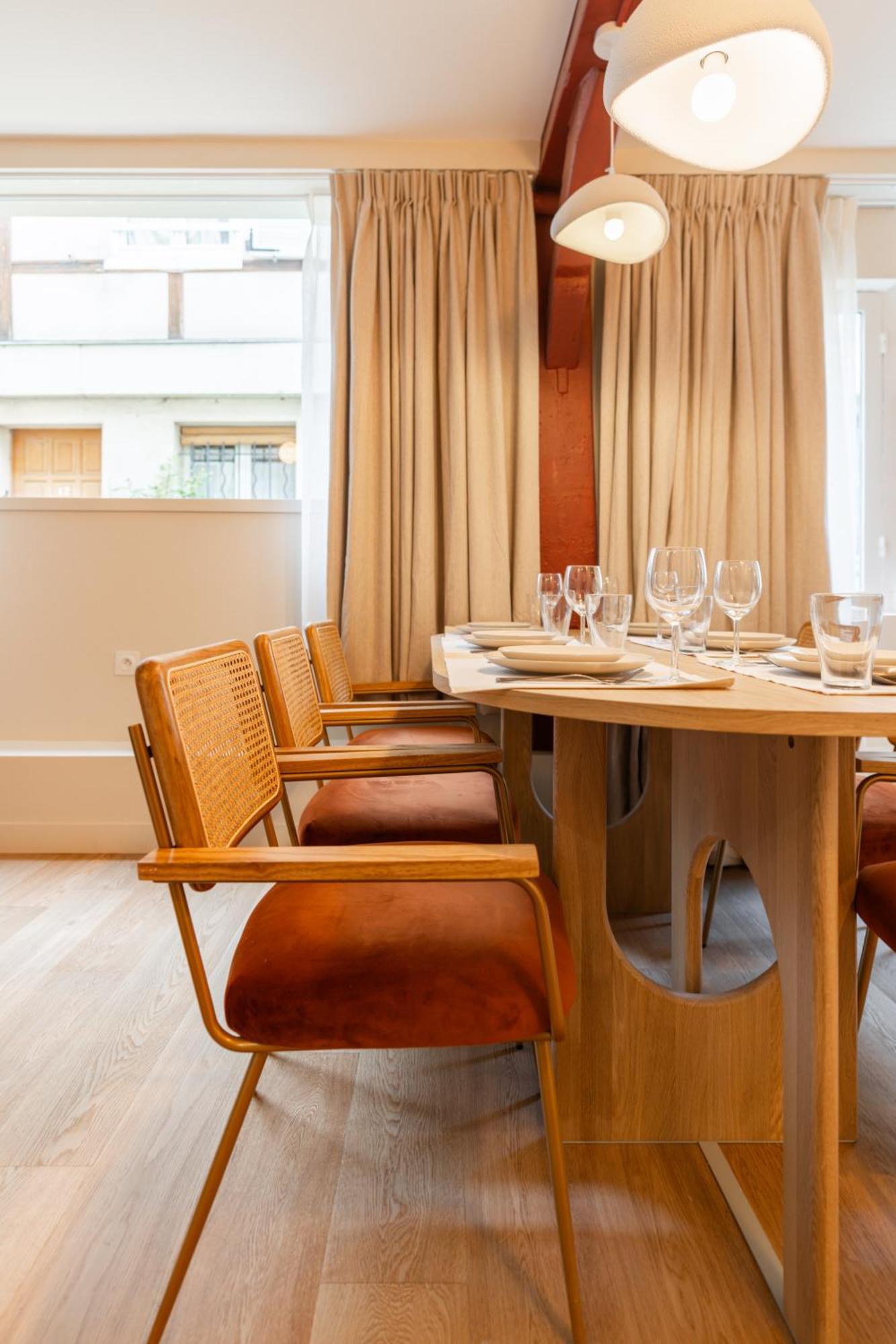 Apartment Merveilleux De Luxe Au Coeurs De Saint-germain *