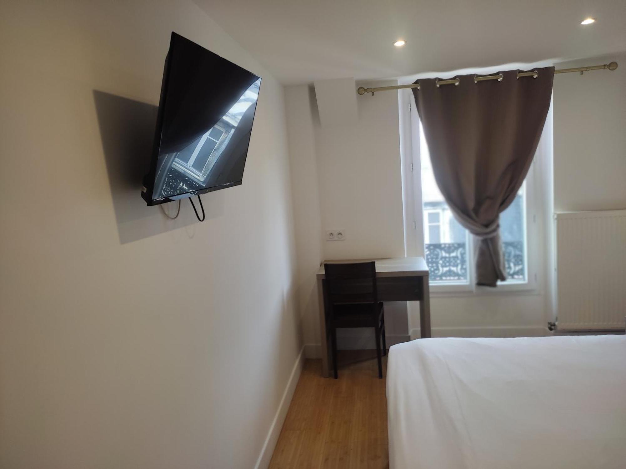 Luxelthe 2* Paris