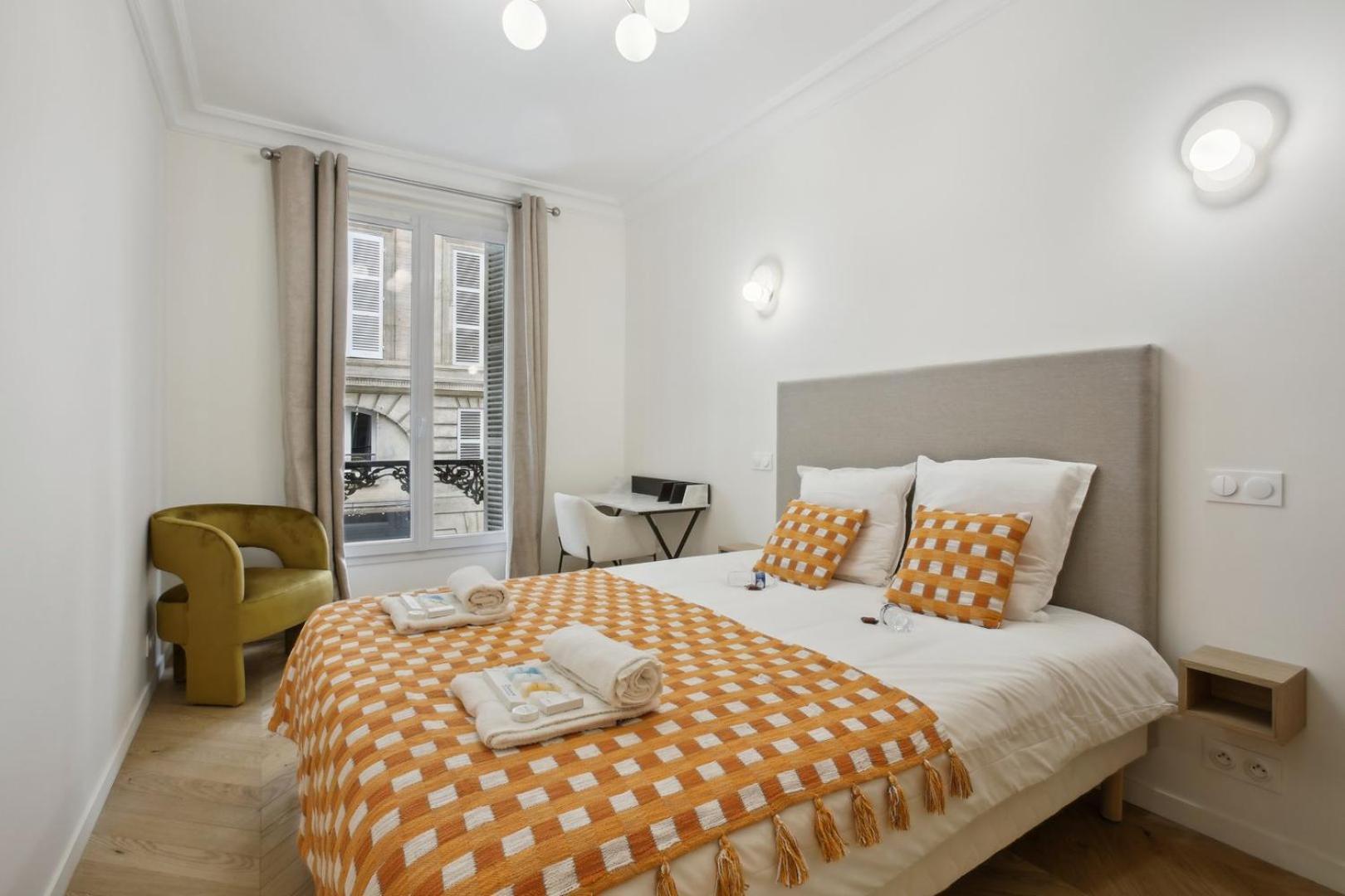 268 - Superb In Paris