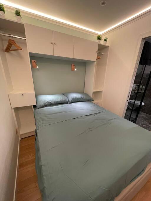 Apartment Cosy 8e Champs Elysees Miromesnil *