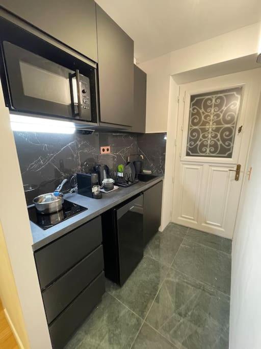 Cosy 8e Champs Elysees Miromesnil Apartment