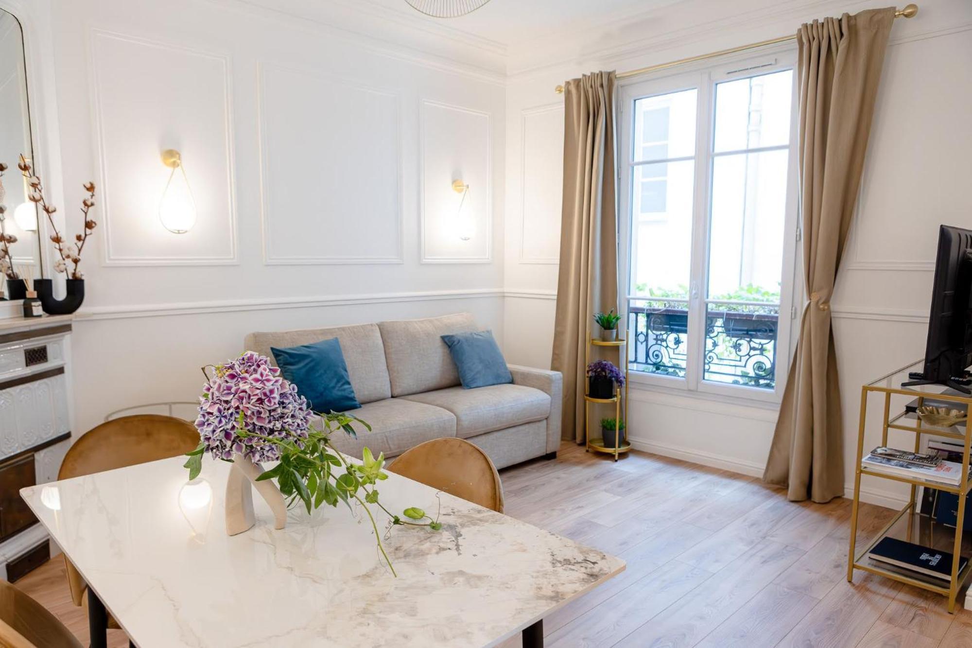 Apartment Entire Paris, 3rd Floor With Elevator *