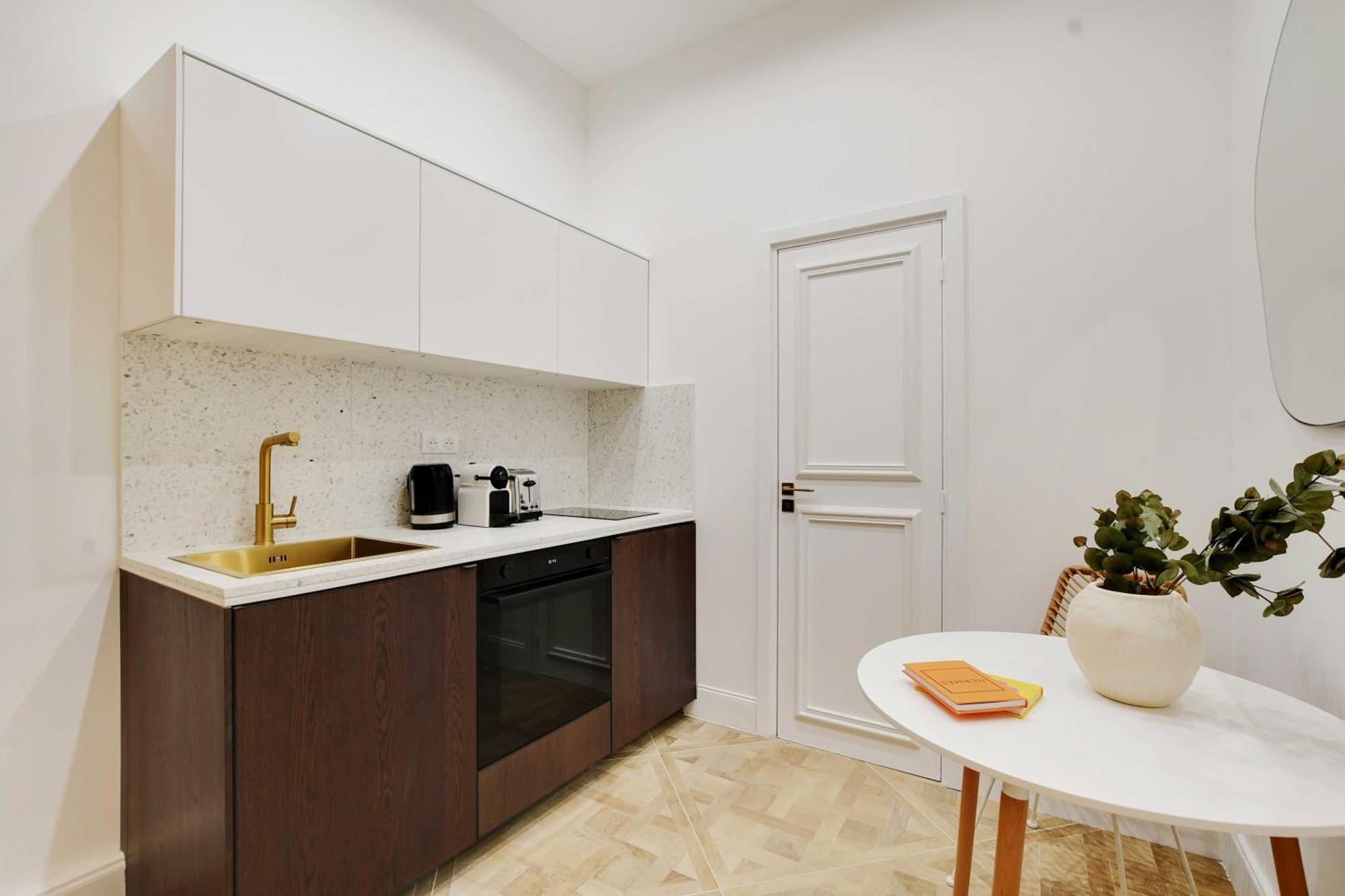 Charming Studio - 2p - Eiffel Tower Apartment *