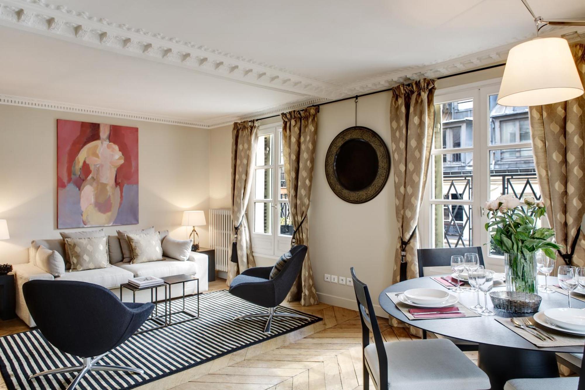Apartment Louvre Design Paris