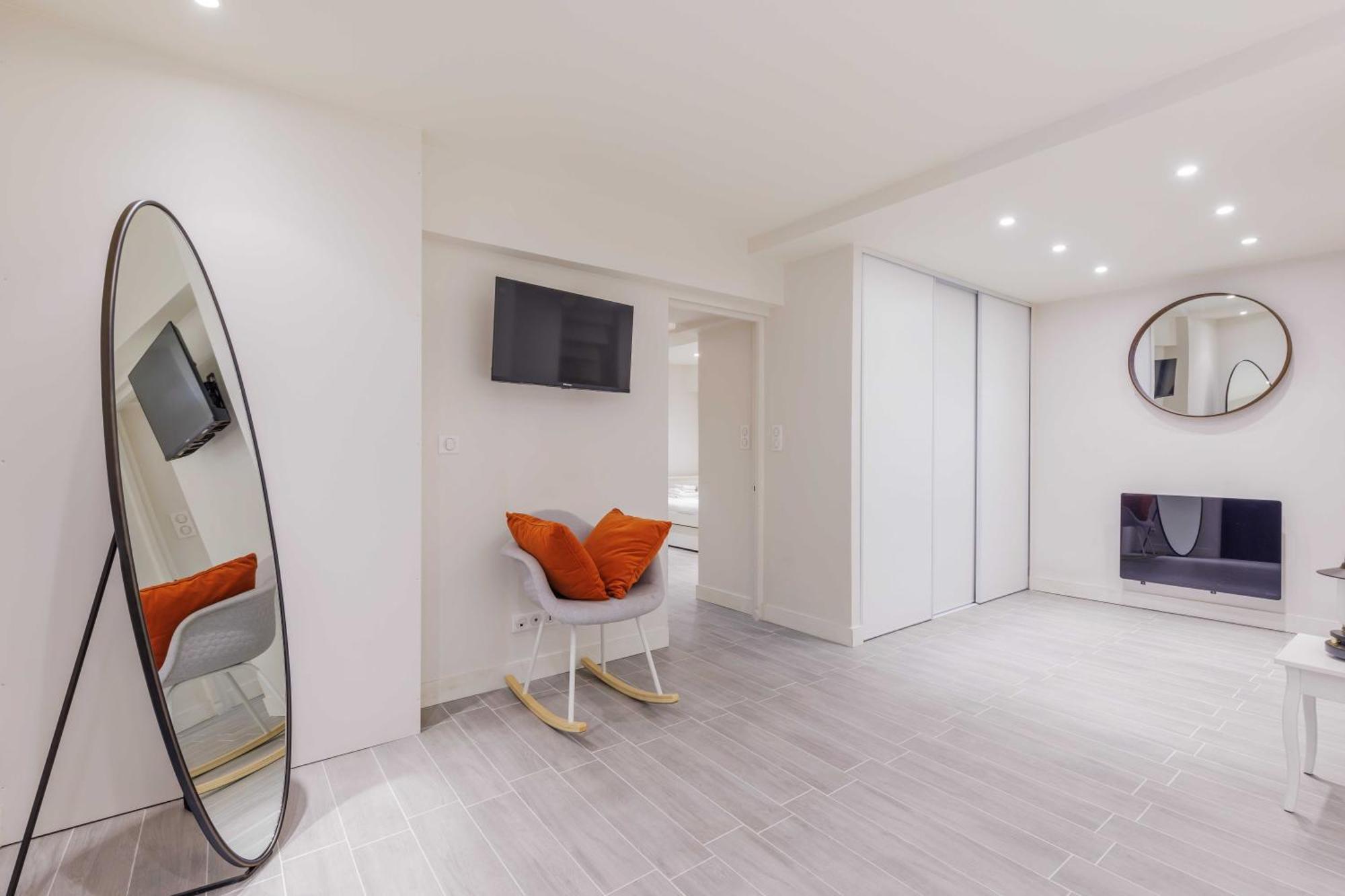 Modern - 2br-5p - Bastille Apartment Paris