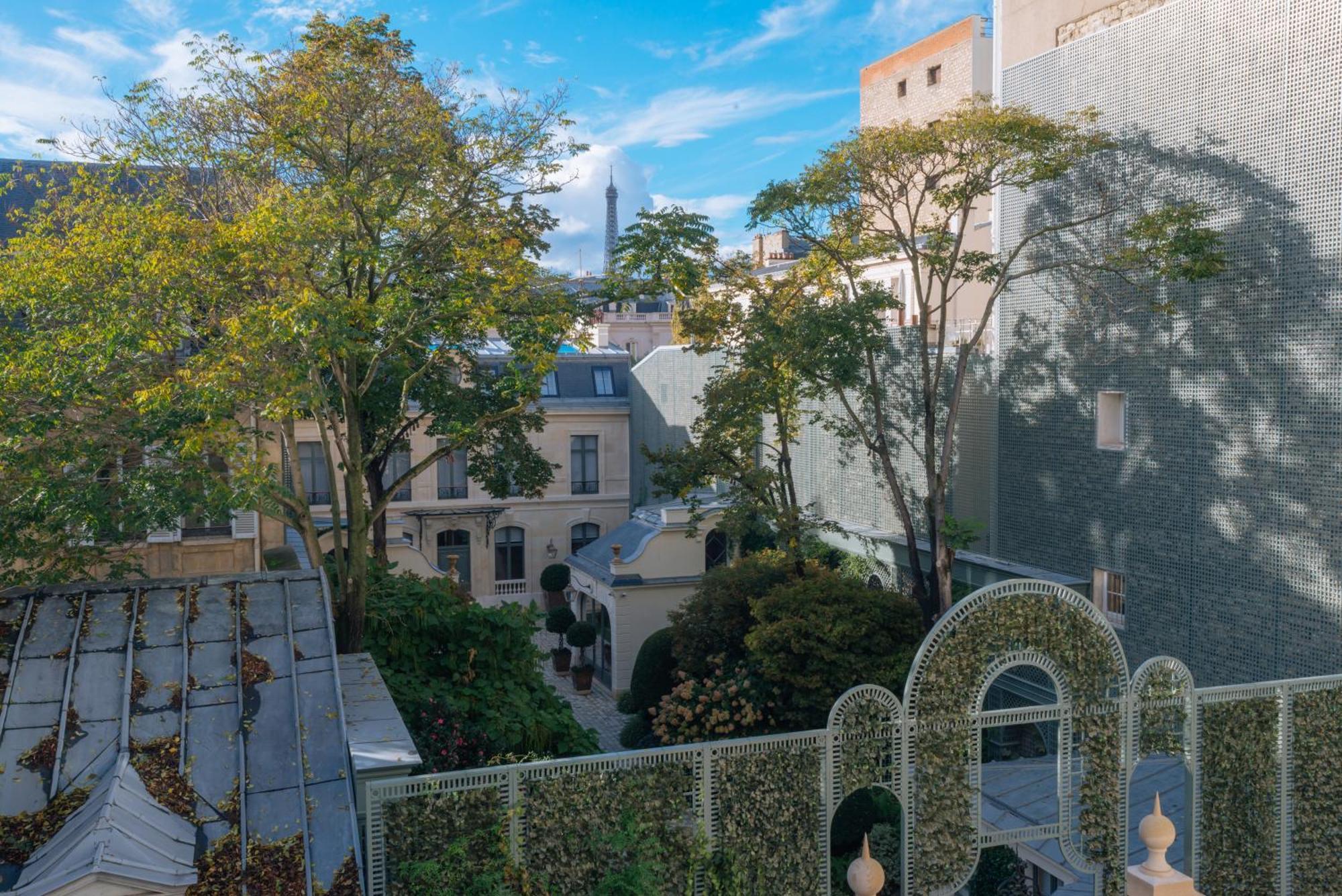 Modern Rustic-style 7th Arrondissement! *