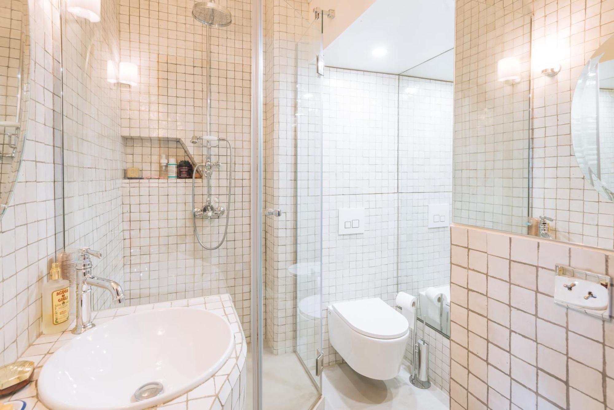 Apartment Modern Rustic-style 7th Arrondissement!