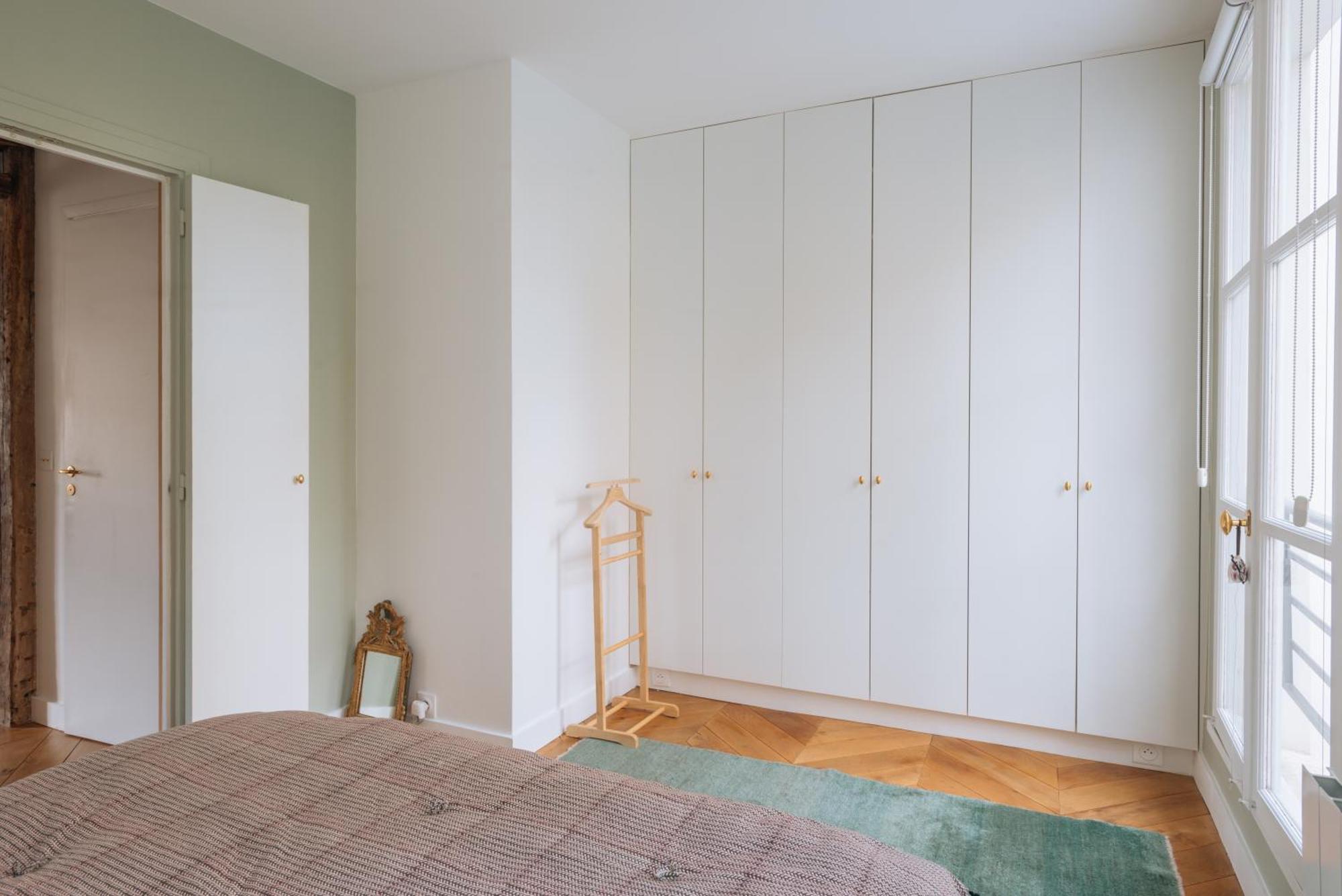 Apartment Modern Rustic-style 7th Arrondissement! Paris