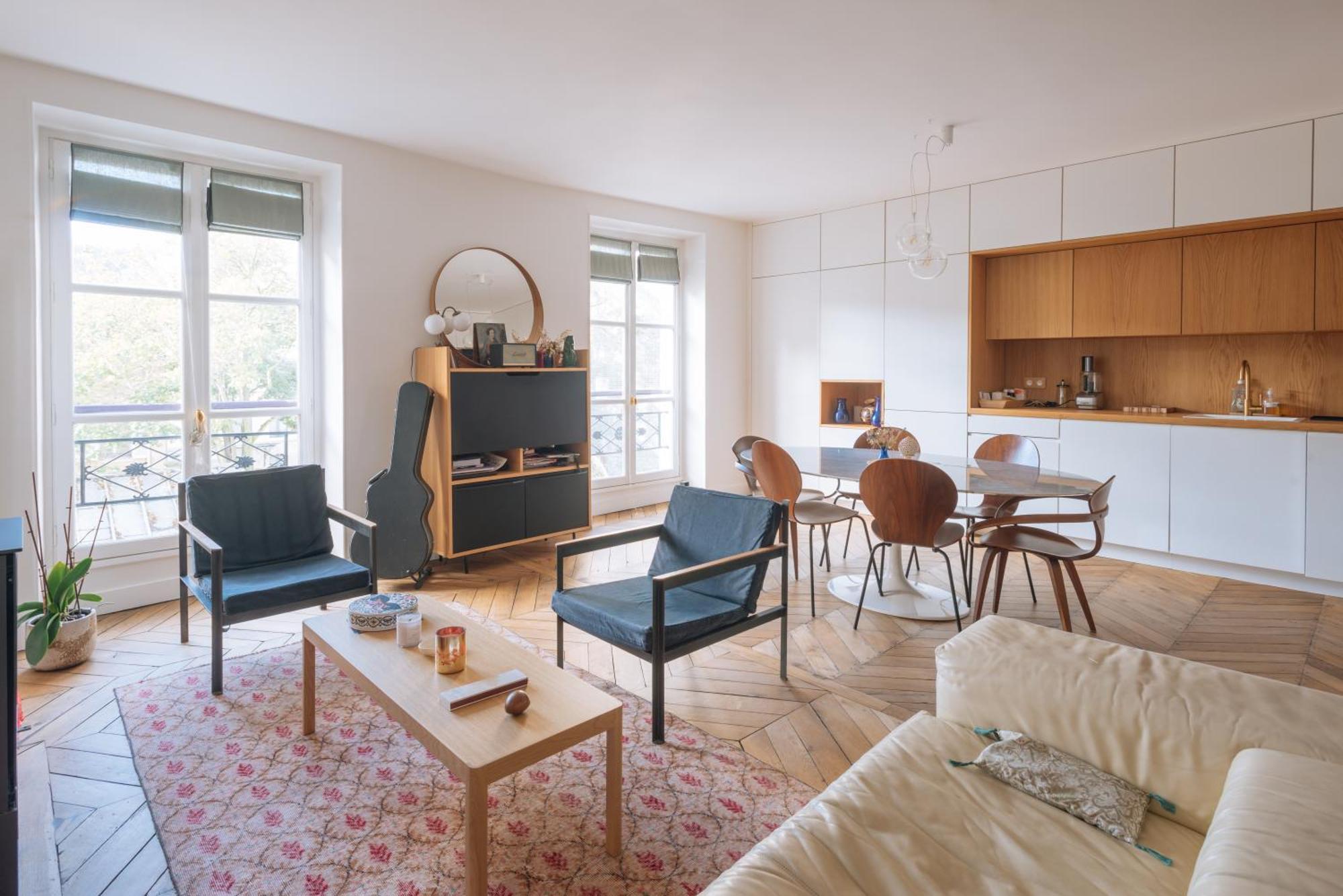Modern Rustic-style 7th Arrondissement! Paris
