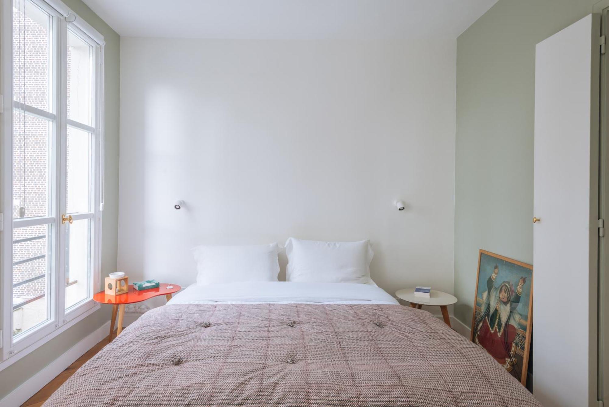 Apartment Modern Rustic-style 7th Arrondissement!