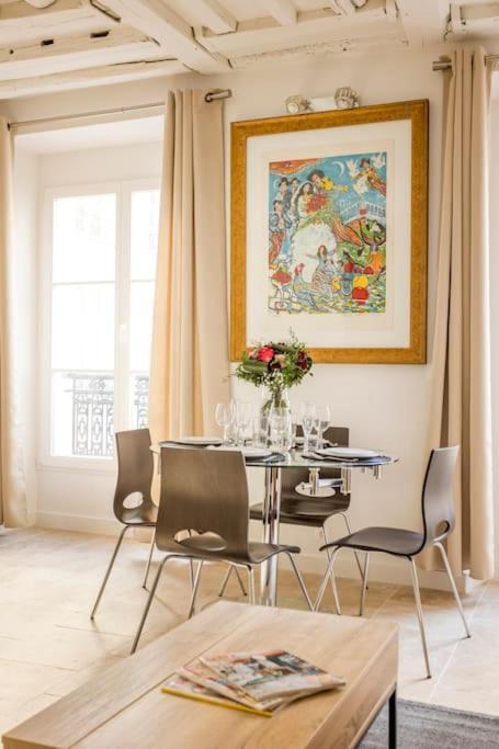 D Charm Distinctif Sejour Elegant Dans Le Marais Branche Appartement