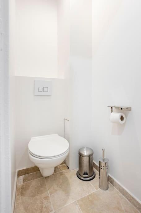 Appartement D Charm Distinctif Sejour Elegant Dans Le Marais Branche Paris