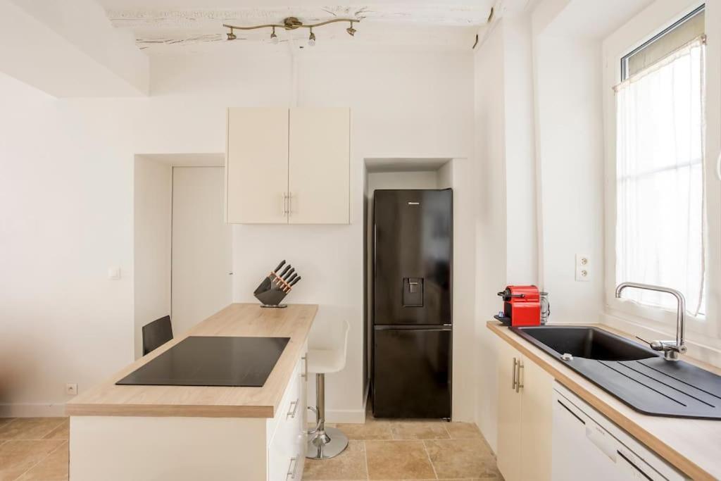 D Charm Distinctif Sejour Elegant Dans Le Marais Branche Appartement *