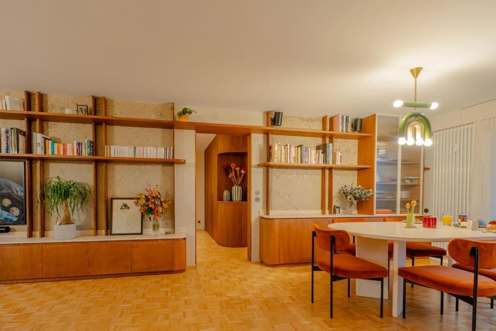 Montmartre Penthouse With Stunning Sacre-coeur View Apartment Paris