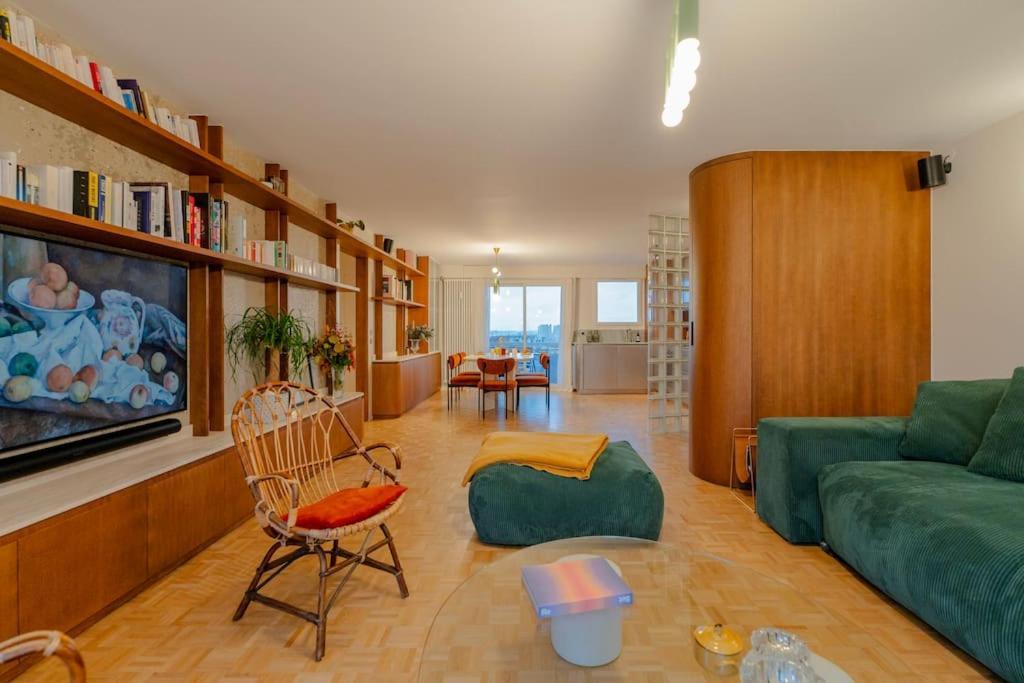 Montmartre Penthouse With Stunning Sacre-coeur View * Paris