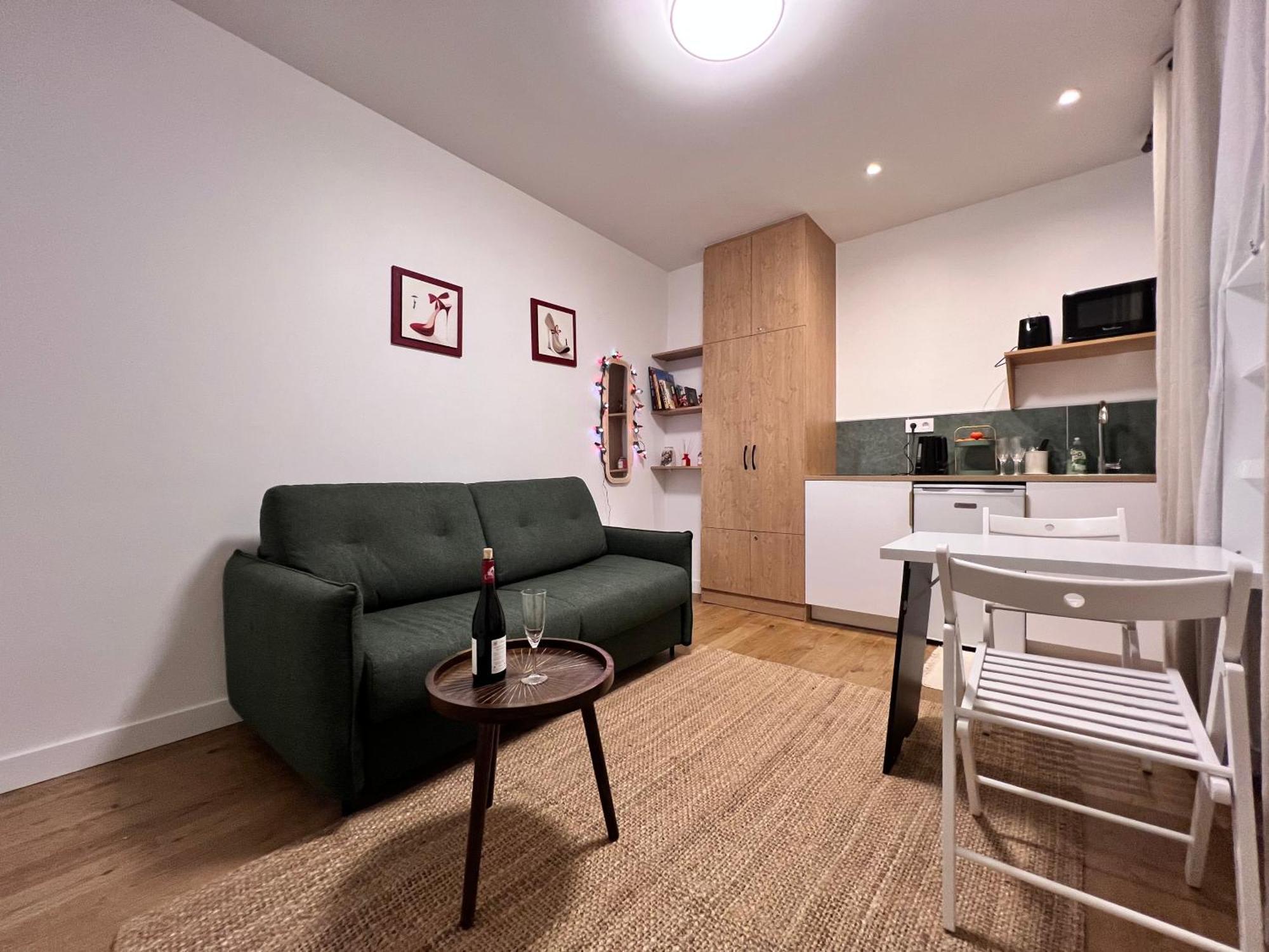 6eme Apartment