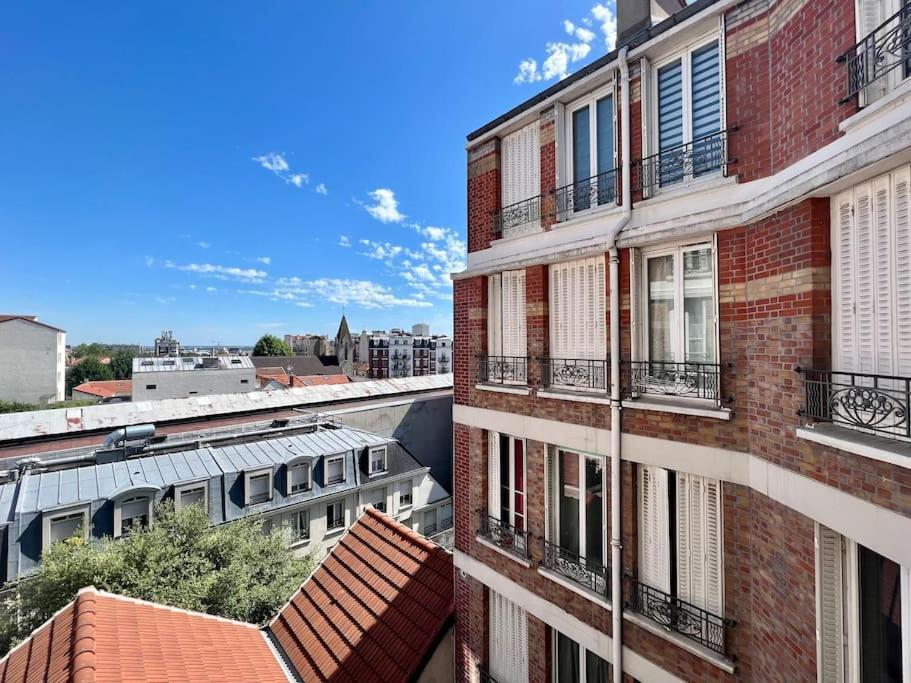 Charming Apartment Paris