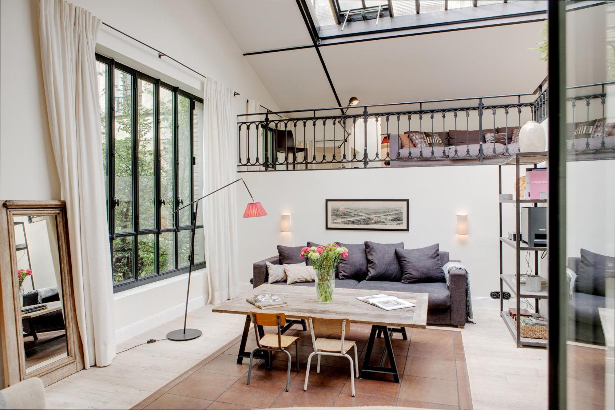 Apartment House Paris