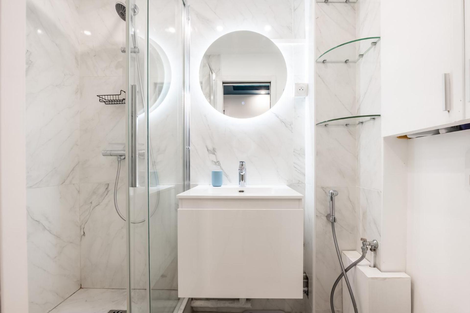 Charming Parisian Away From In The Heart Of Apartment