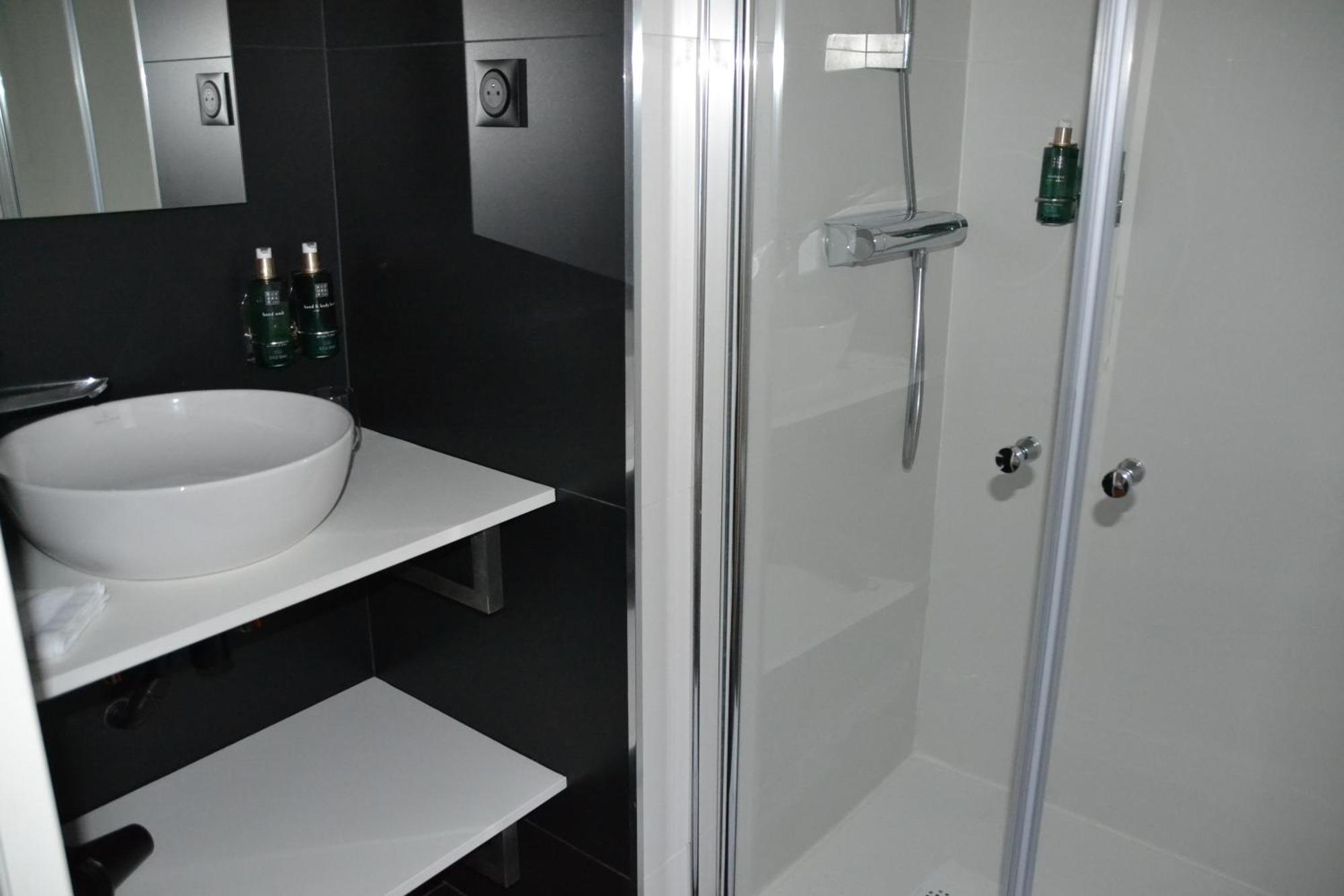 Hospedagem domiciliar La D'auteuil, 16, Renovee