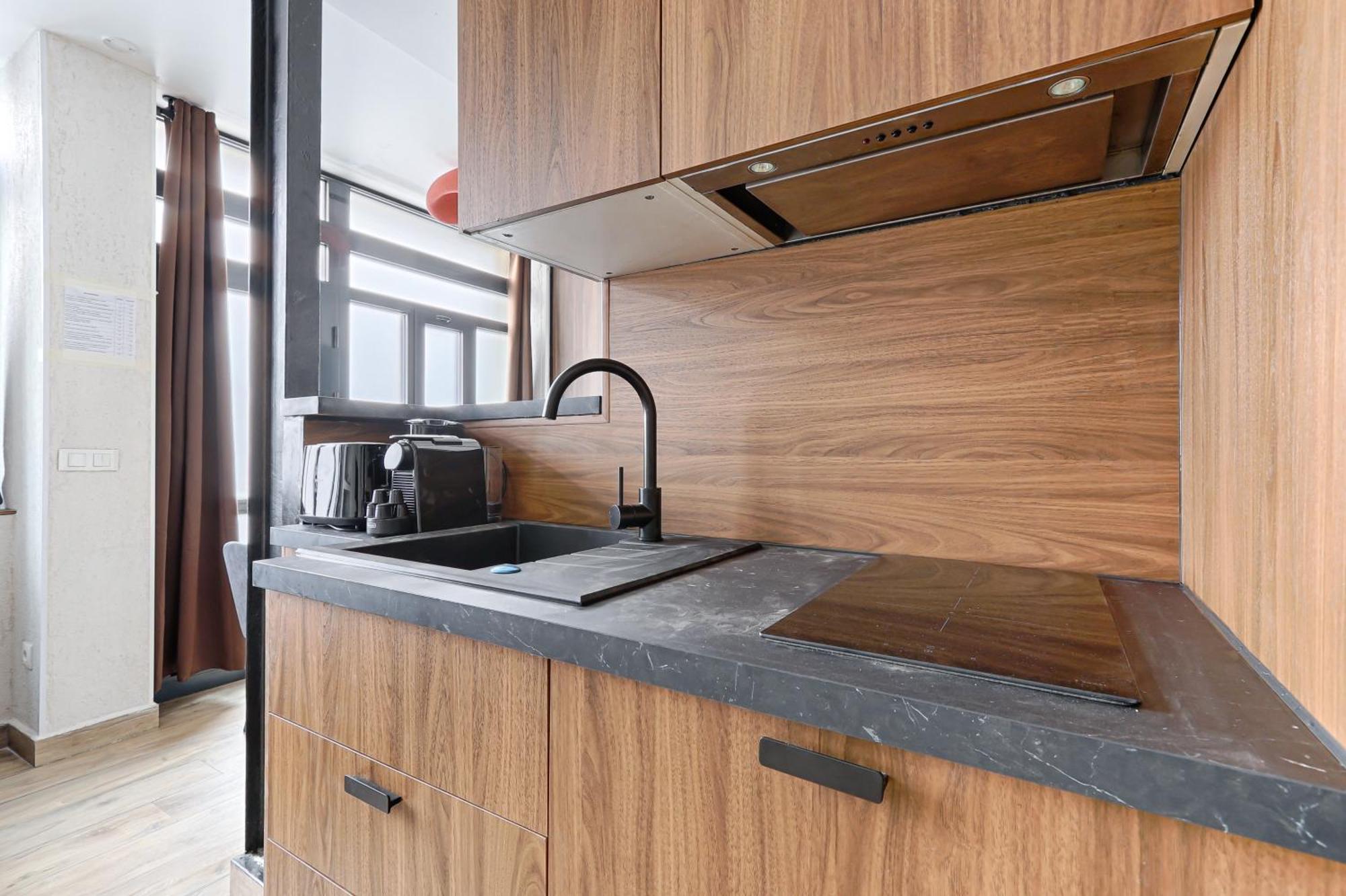 De Charme 2br Canal Saint Martin