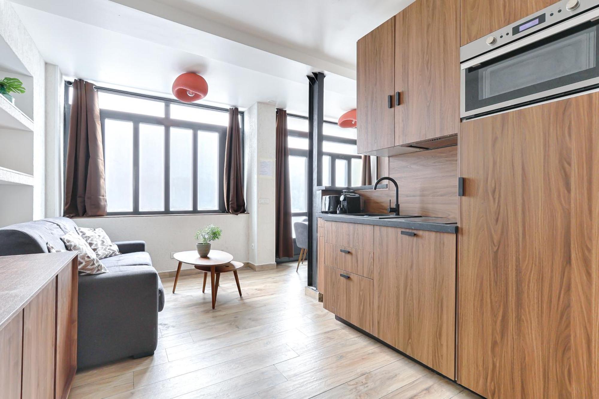 De Charme 2br Canal Saint Martin Apartment *