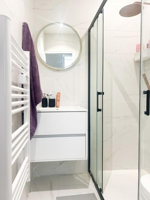 Apartment Moderne - Canal St Martin