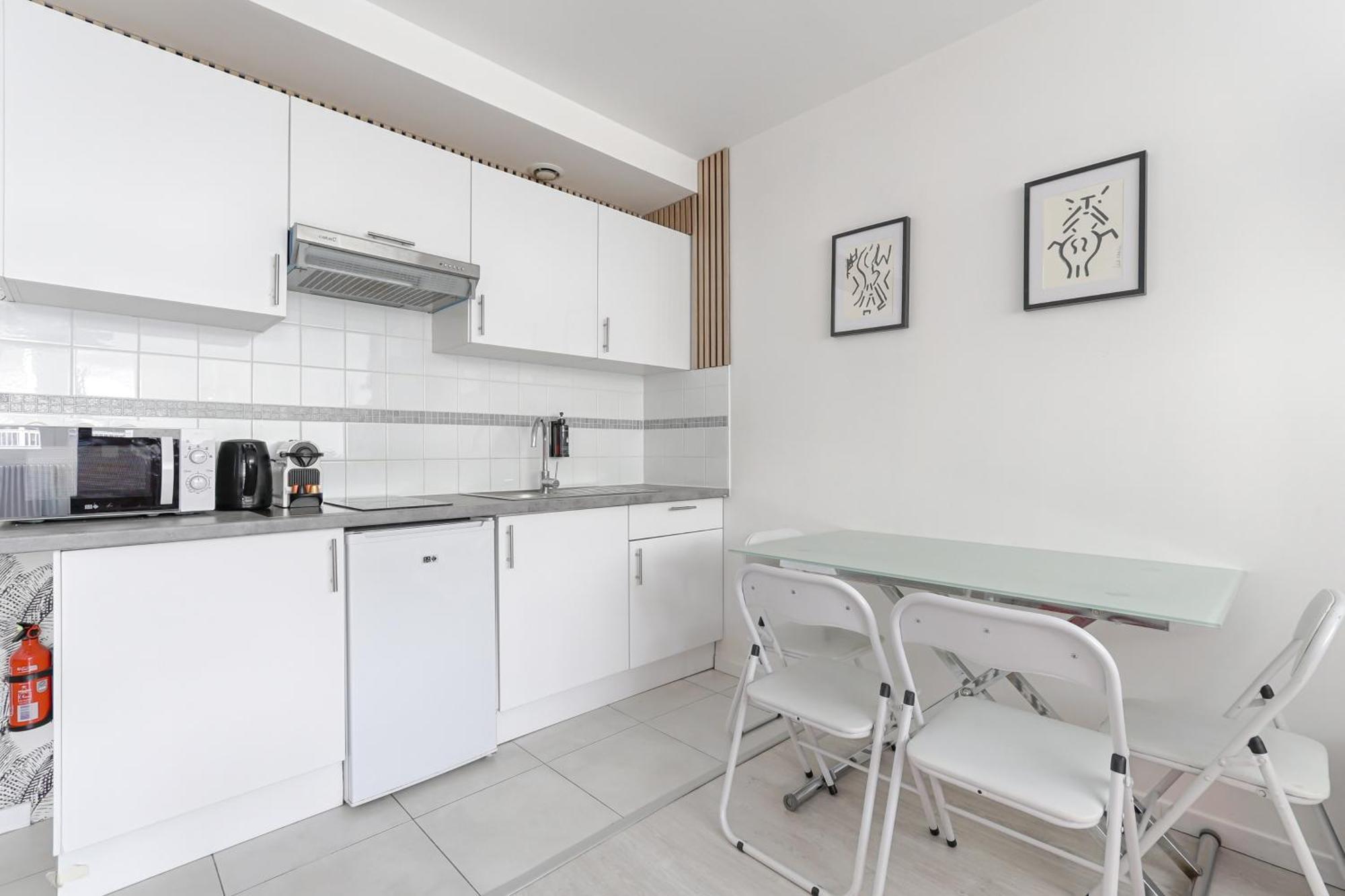 Saint Fargeau Gambetta Iii Lovely 4p-1br Apartamento Paris