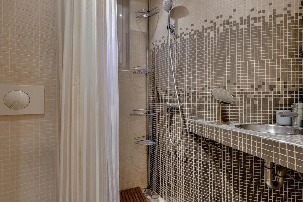 Lovely 1 Bedroom Flat Near Colonel Fabien Metro Station Apartment Paris