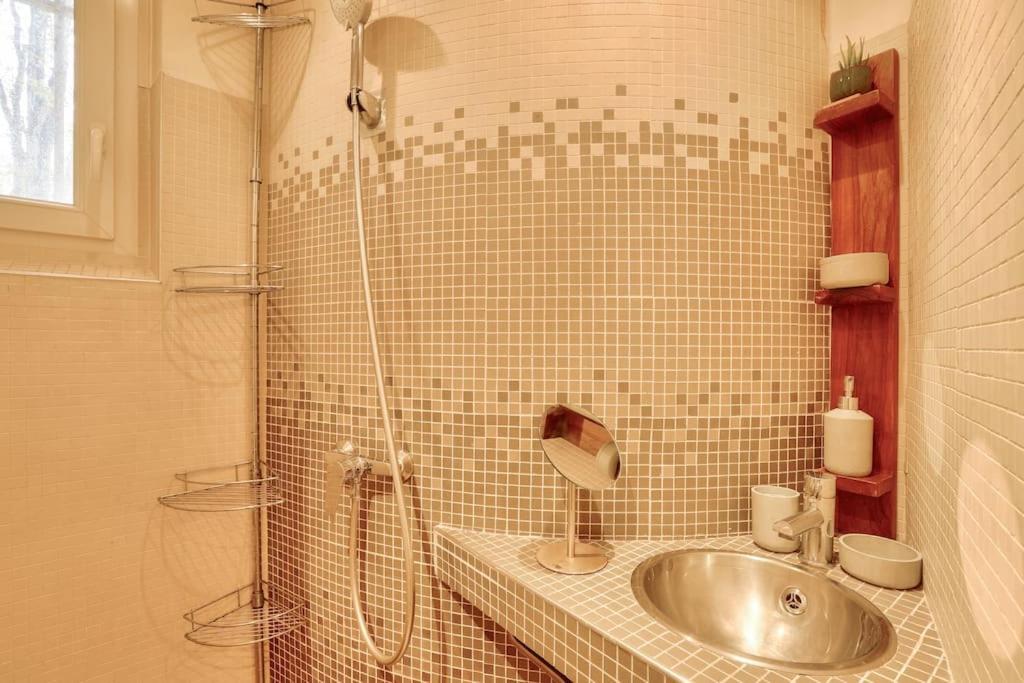 Lovely 1 Bedroom Flat Near Colonel Fabien Metro Station Apartment