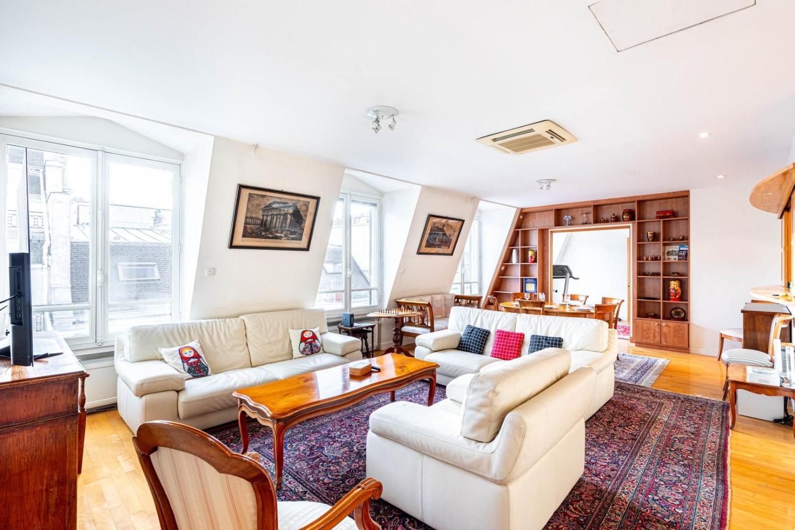 Guestready - Spacious Comfort In The 8th Paris
