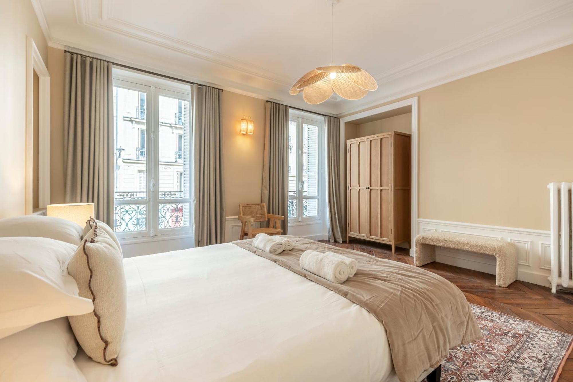 Rue De Rome By Sweett Paris